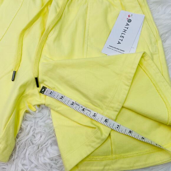 Athleta Women's Farallon Midi Short Size S Bright Yellow NWT - Picture 4 of 16